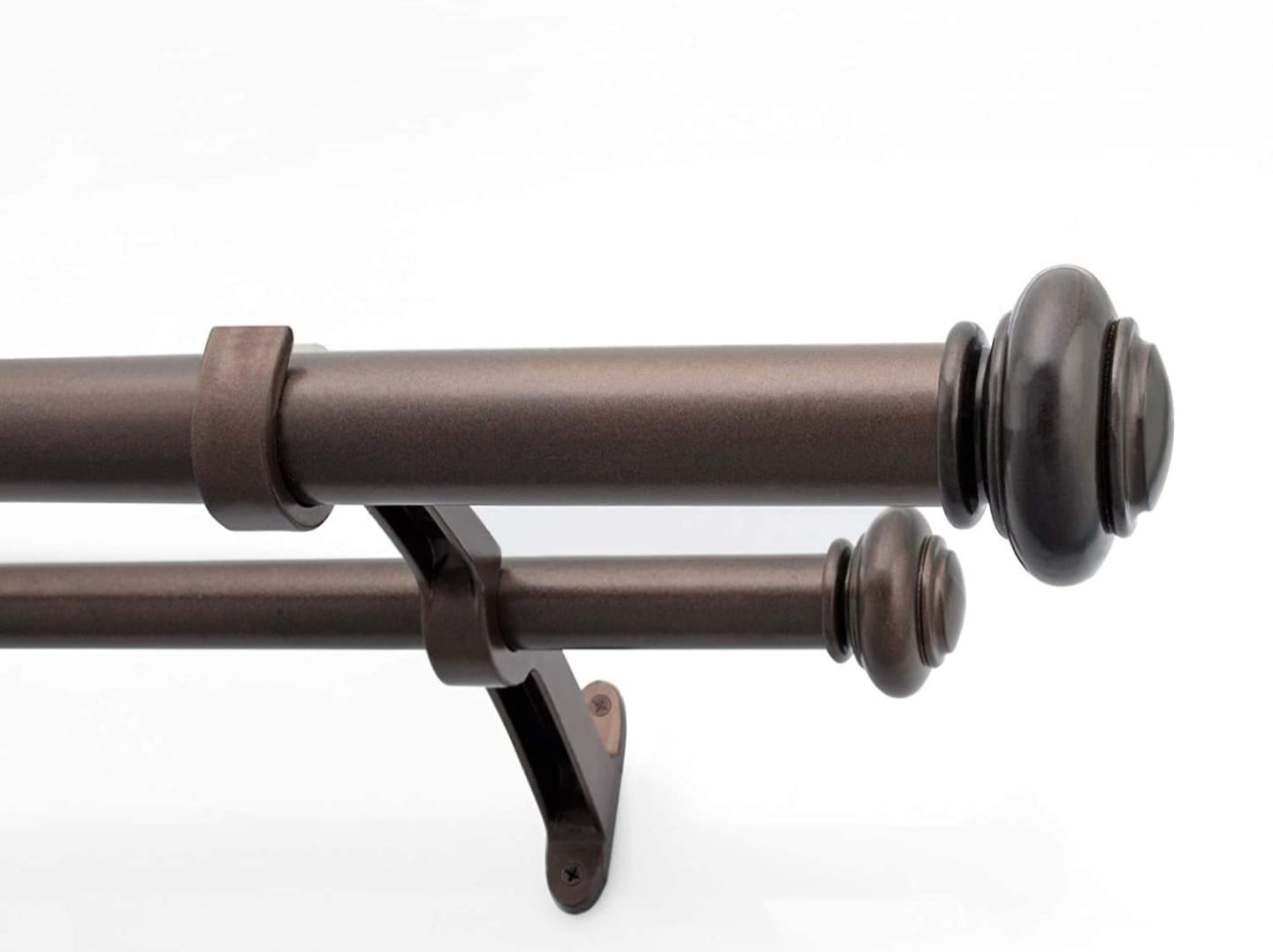 Minimal drapery rod with ring clips