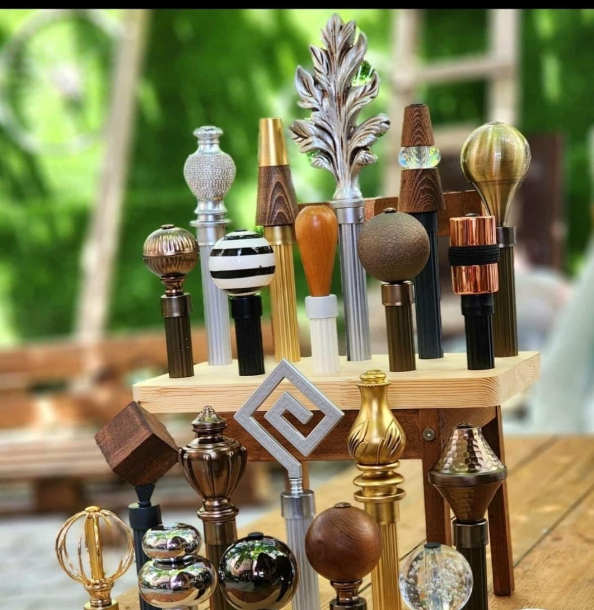 Track with corner return